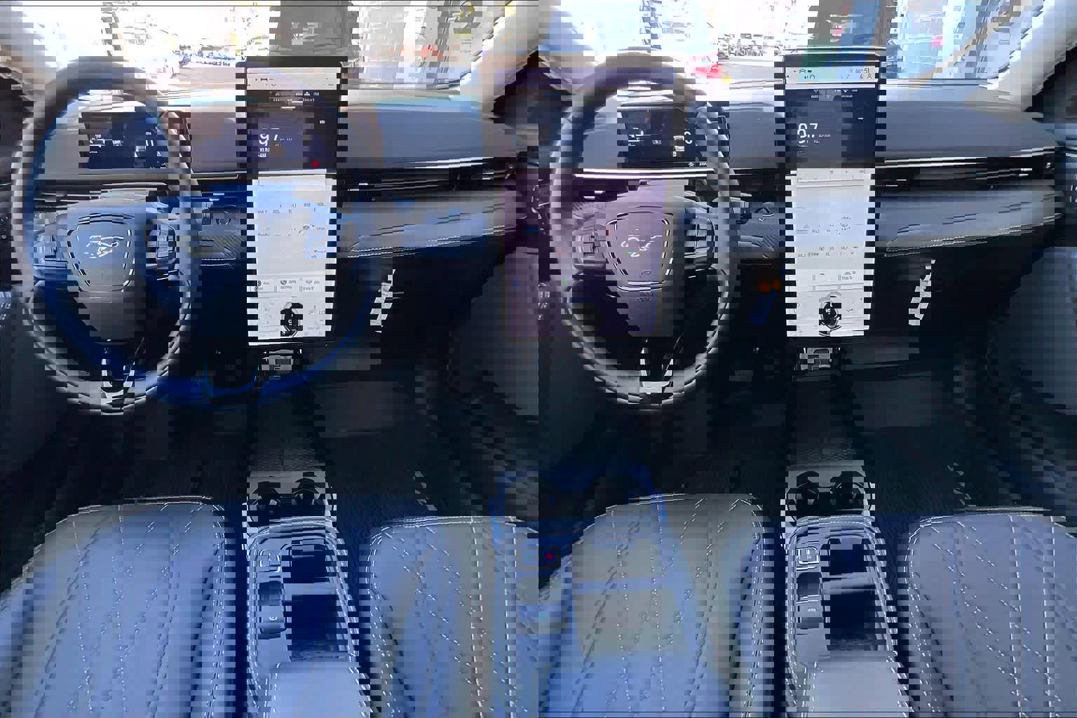 Certified 2025 Ford Mustang Mach-E Select w/ Comfort Package Lite image 17