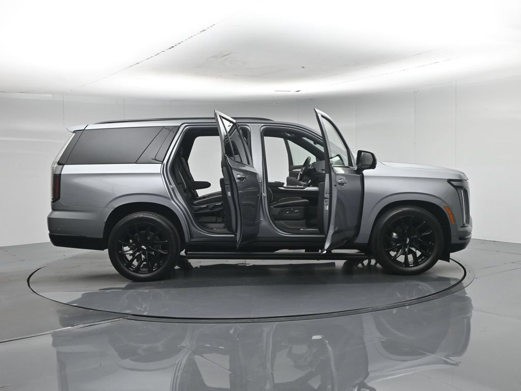 Used 2025 Cadillac Escalade Premium Luxury w/ Touring Package AWD/4WD image 5