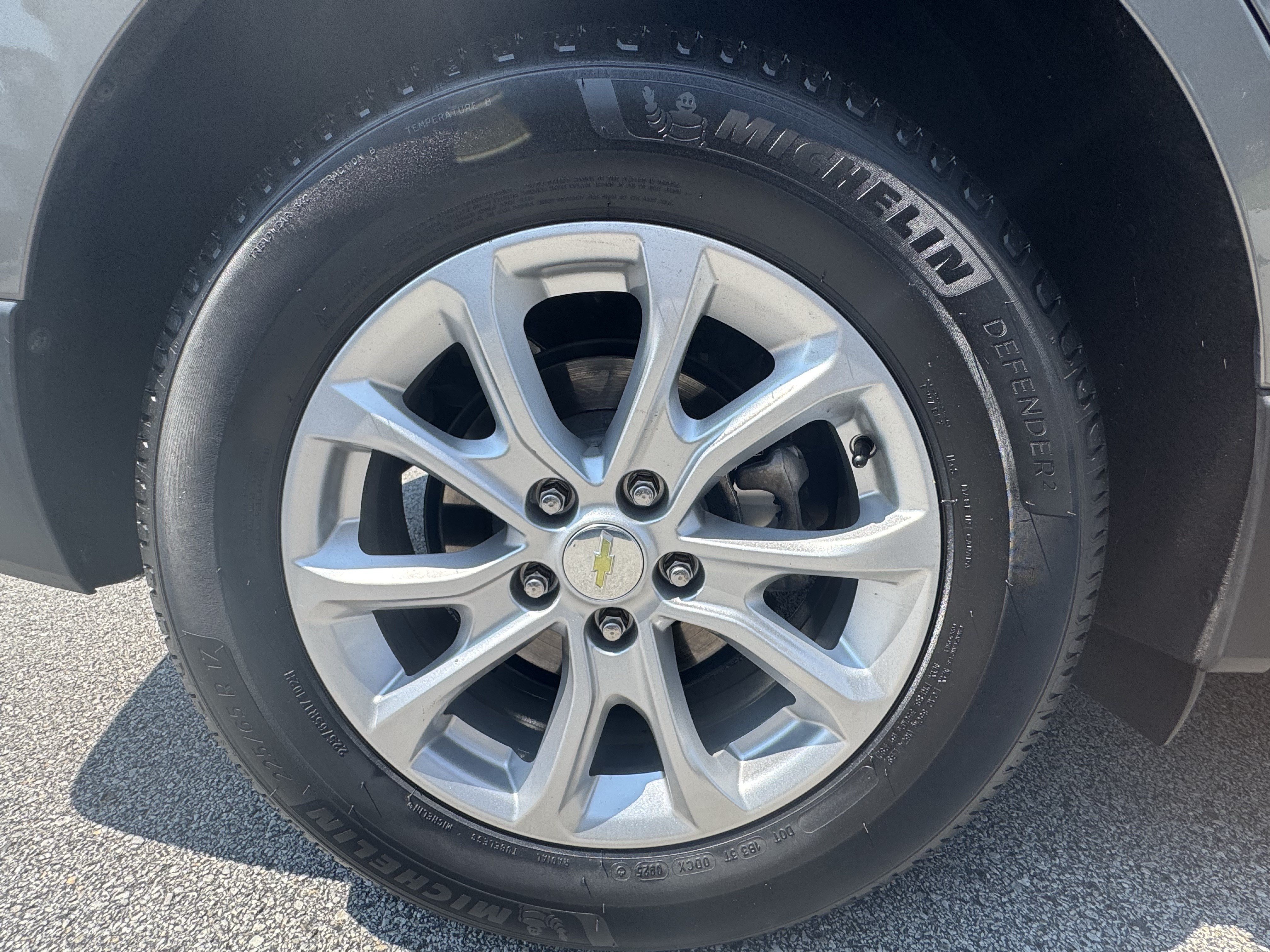 Used 2018 Chevrolet Equinox LT w/ Sun & Infotainment Package FWD image 19