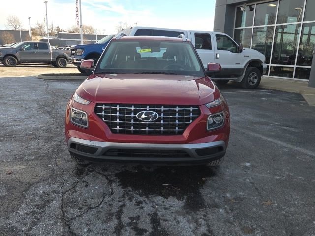 Used 2024 Hyundai Venue SEL image 5