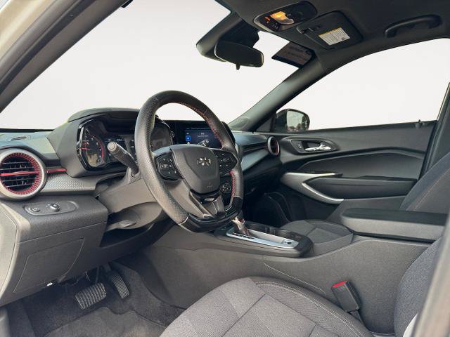 Used 2024 Chevrolet Trax RS w/ Driver Confidence Package FWD image 9