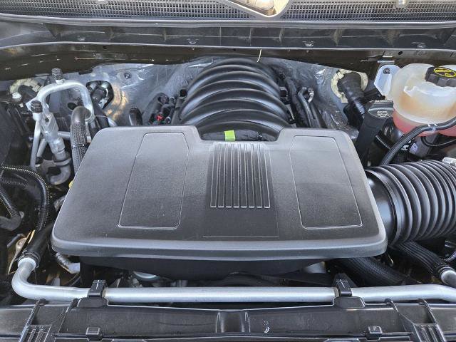 Used 2025 Chevrolet Silverado 1500 Custom Trail Boss w/ LPO, Dark Essentials Package AWD/4WD image 36