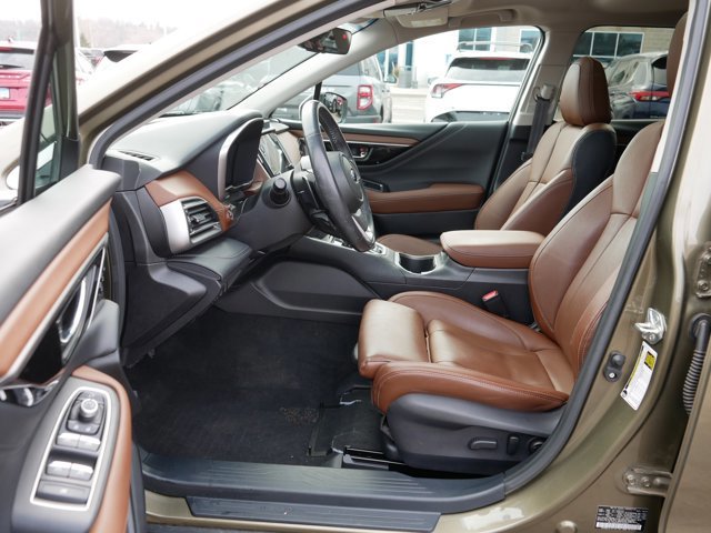 Used 2020 Subaru Outback Touring w/ Popular Package #2 image 12
