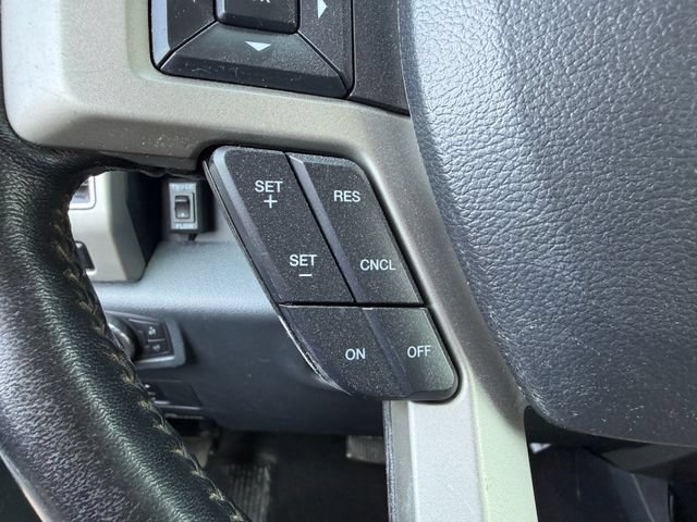 Certified 2022 Ford F350 Lariat w/ Lariat Value Package AWD/4WD image 17