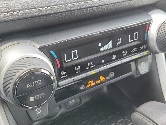 Used 2023 Toyota RAV4 XLE w/ Convenience Package FWD image 22