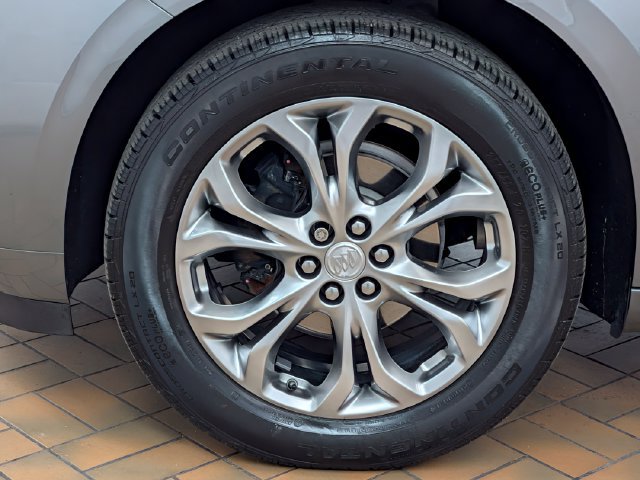 Used 2021 Buick Enclave Avenir w/ Avenir Technology Package AWD/4WD image 9