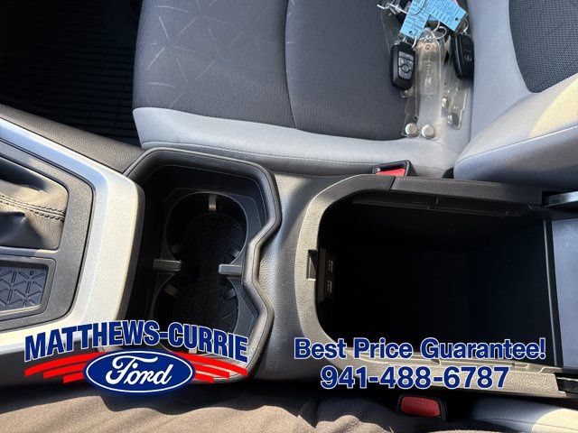 Used 2025 Toyota RAV4 XLE w/ Convenience Package FWD image 21