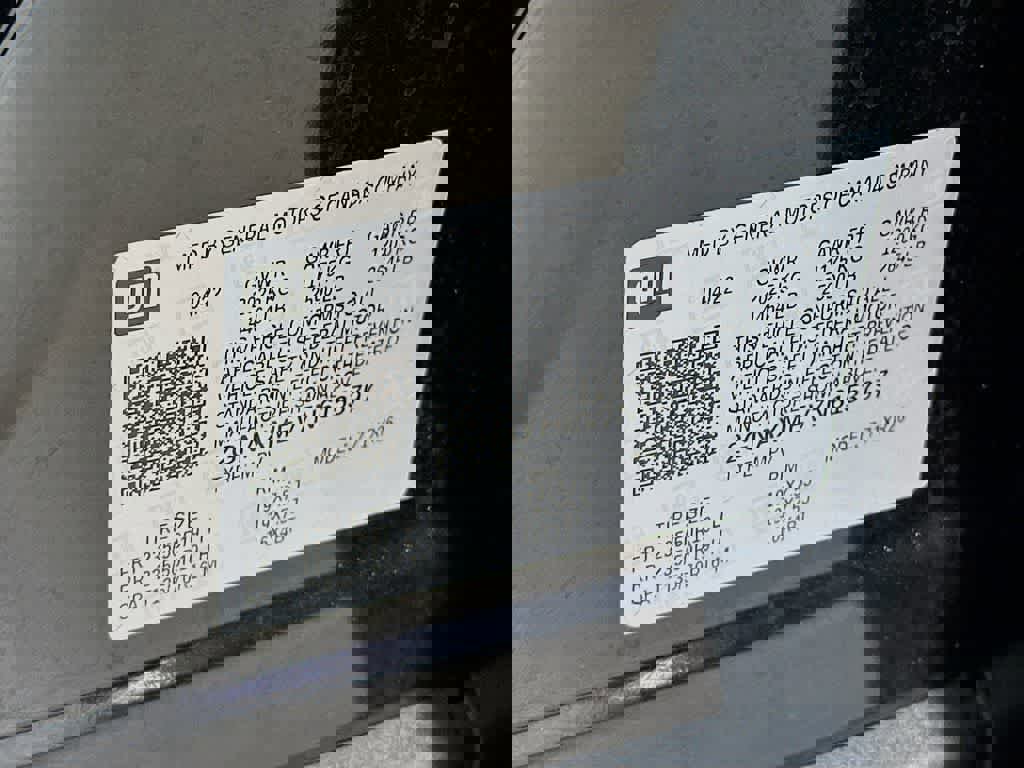 Used 2022 Chevrolet Equinox RS w/ RS Leather Package image 26