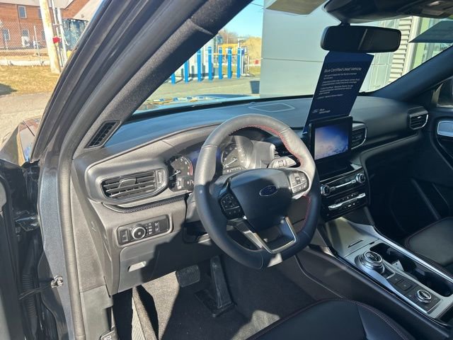 Certified 2024 Ford Explorer ST-Line w/ Class IV Trailer Tow Package image 24