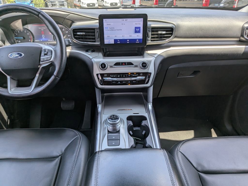 Certified 2021 Ford Explorer XLT w/ Equipment Group 202A RWD image 15