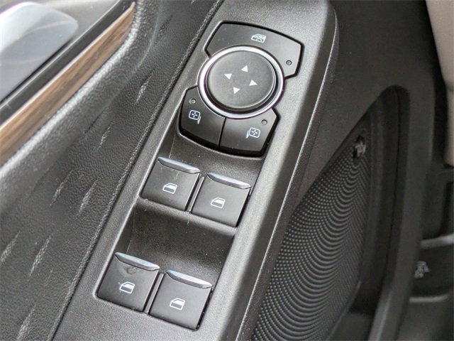 Certified 2020 Ford Escape Titanium image 24