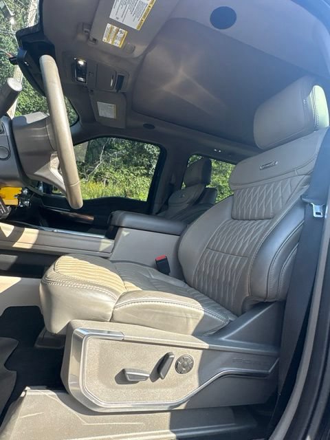 Certified 2025 Ford F450 Platinum w/ Platinum Plus Package AWD/4WD image 11