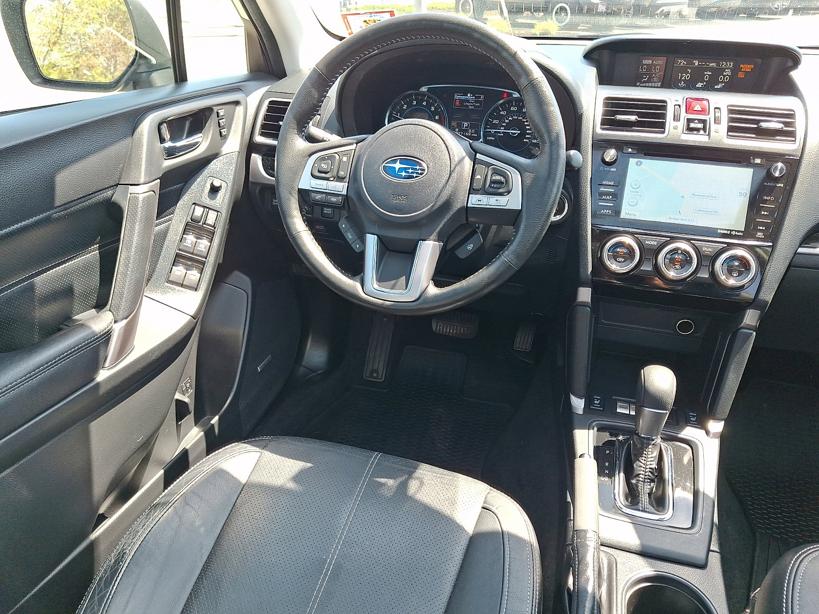 Used 2018 Subaru Forester 2.5i Touring AWD/4WD image 14