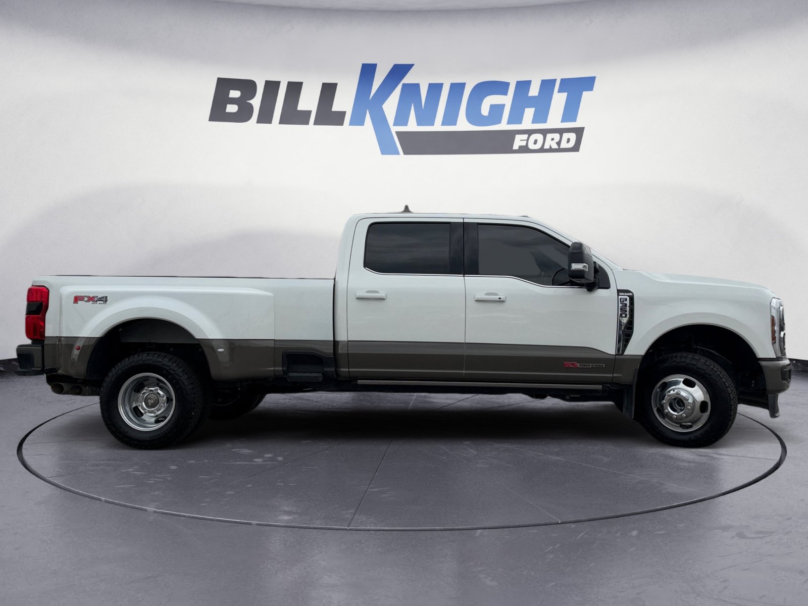 Certified 2026 Ford F350 King Ranch AWD/4WD image 4