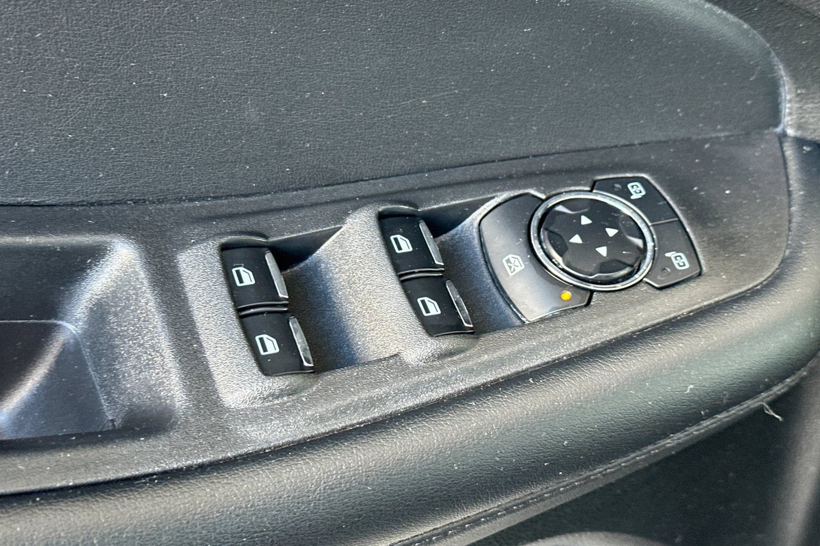 Certified 2024 Ford Edge SEL AWD/4WD image 11