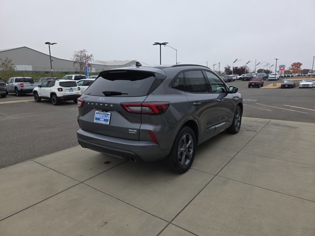 Certified 2024 Ford Escape ST-Line image 5
