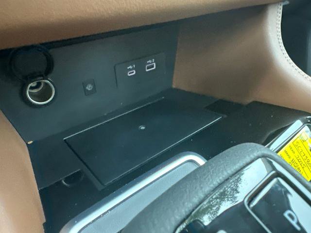 Used 2025 Nissan Pathfinder Platinum w/ Cargo Package AWD/4WD image 18