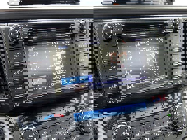 Used 2018 Toyota RAV4 XLE image 20