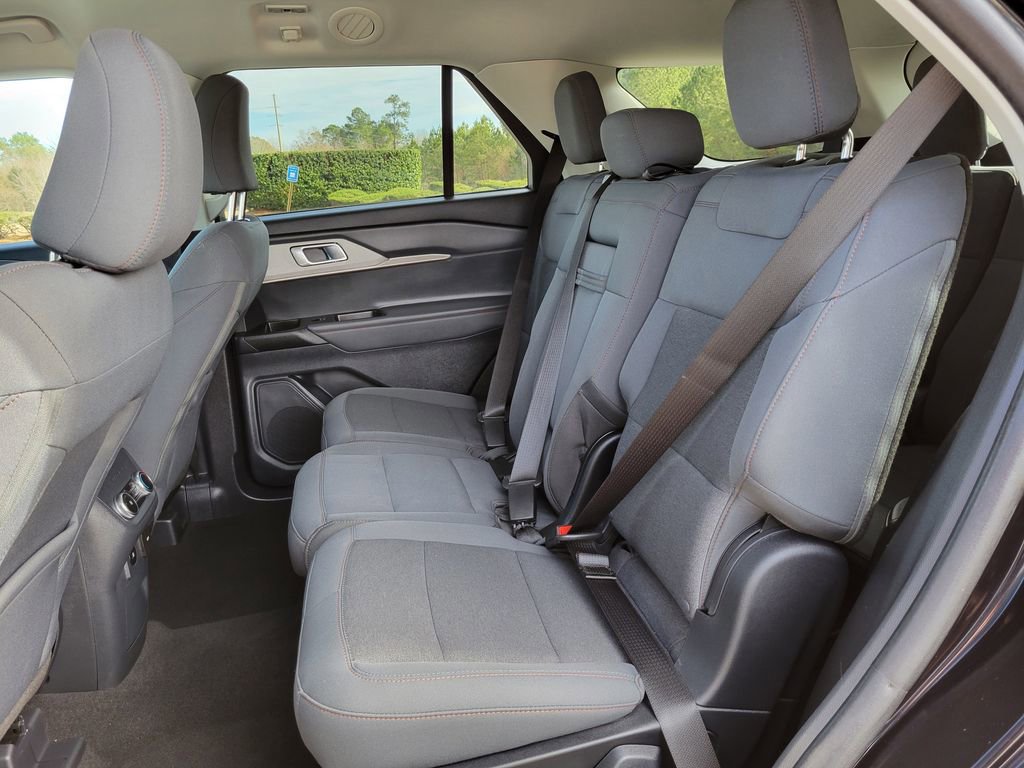 Certified 2025 Ford Explorer Active image 20