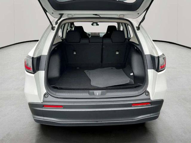 Used 2024 Honda HR-V LX image 11