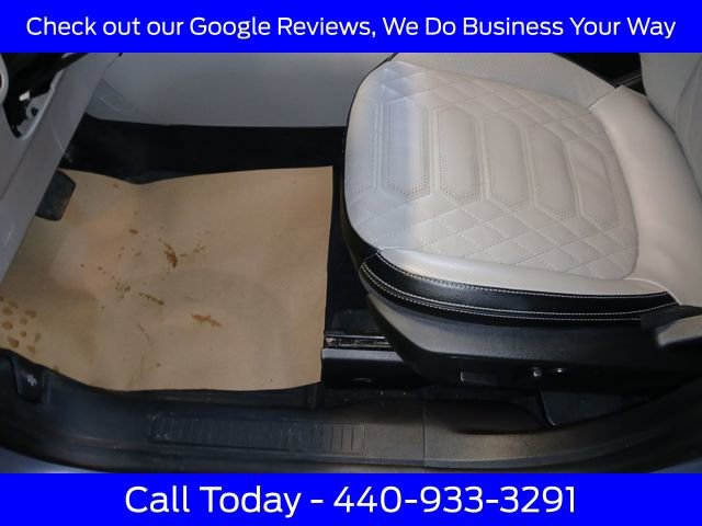 Certified 2023 Ford Escape Platinum w/ Premium Technology Package image 21