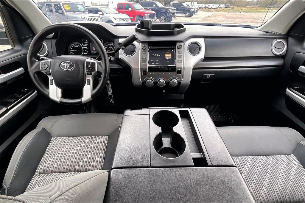 Used 2019 Toyota Tundra SR5 image 7