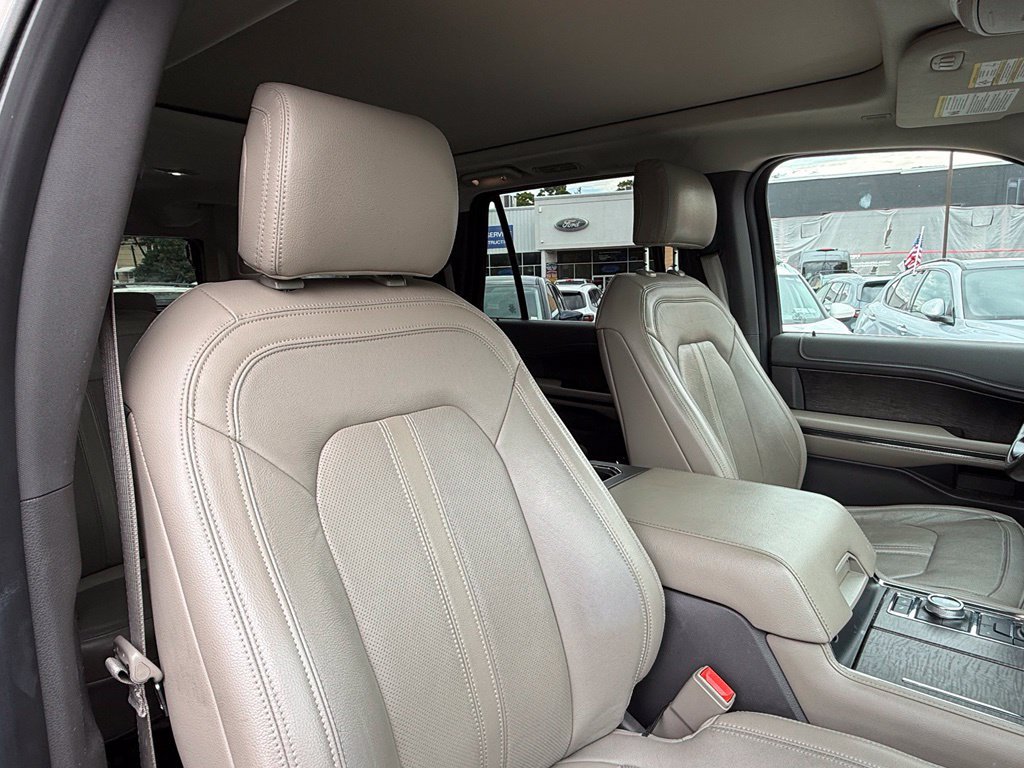 Certified 2019 Ford Expedition Max Limited w/ Special Edition Package AWD/4WD image 27