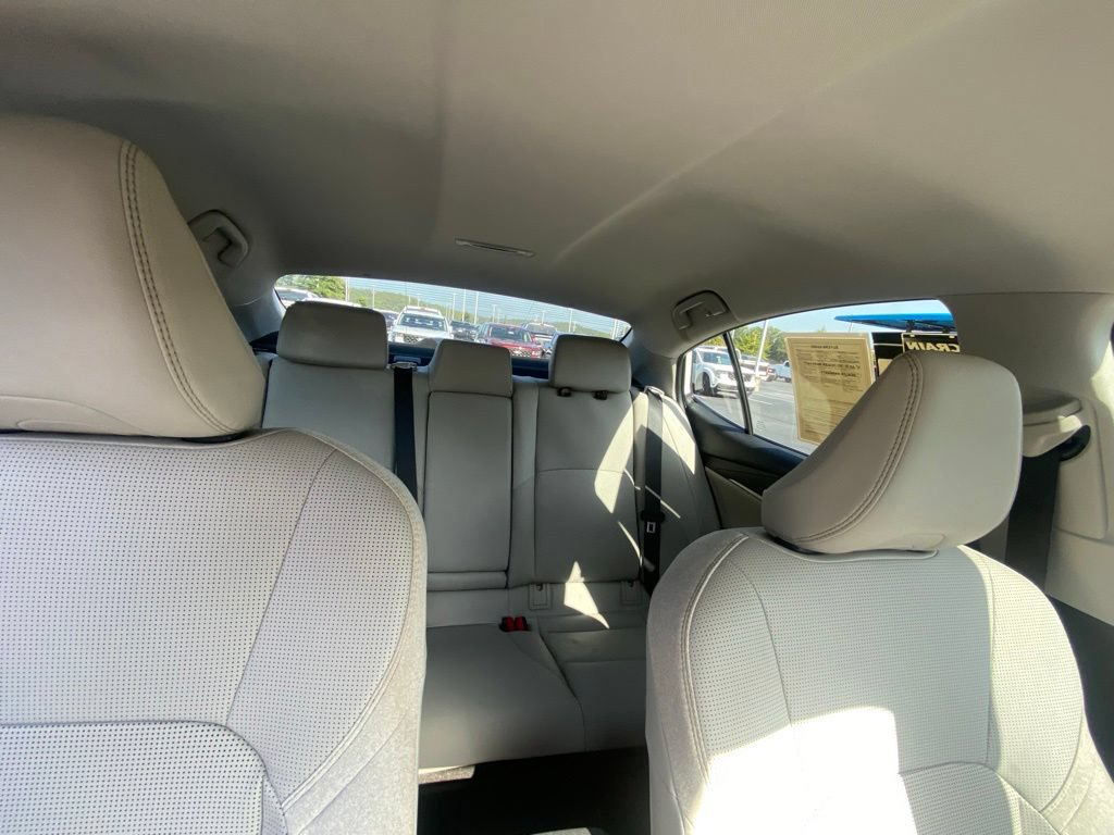 Used 2026 Toyota Camry XLE FWD image 28