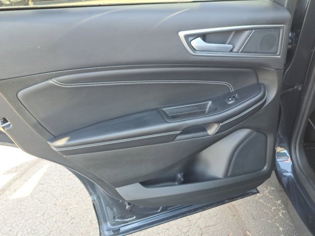 Certified 2024 Ford Edge Titanium AWD/4WD image 25