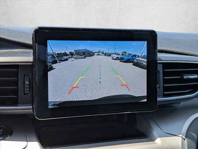 Certified 2023 Ford Explorer XLT w/ Equipment Group 202A AWD/4WD image 15