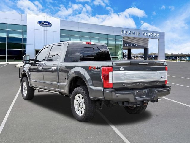 Certified 2019 Ford F250 Platinum w/ Platinum Ultimate Package AWD/4WD image 2