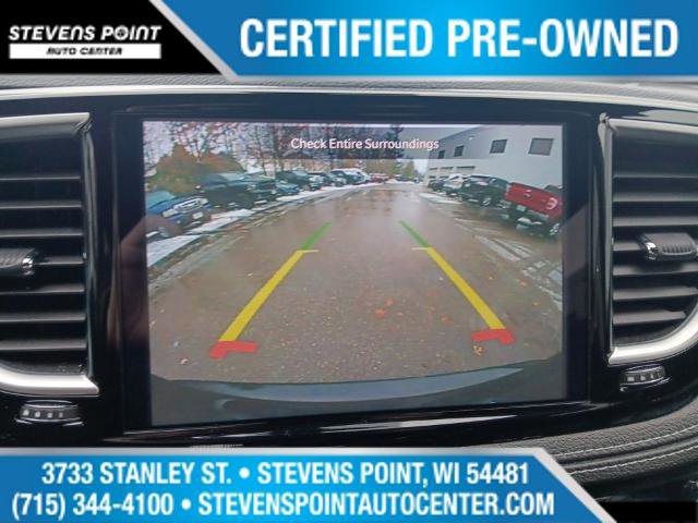 Used 2025 Chrysler Pacifica Limited image 37