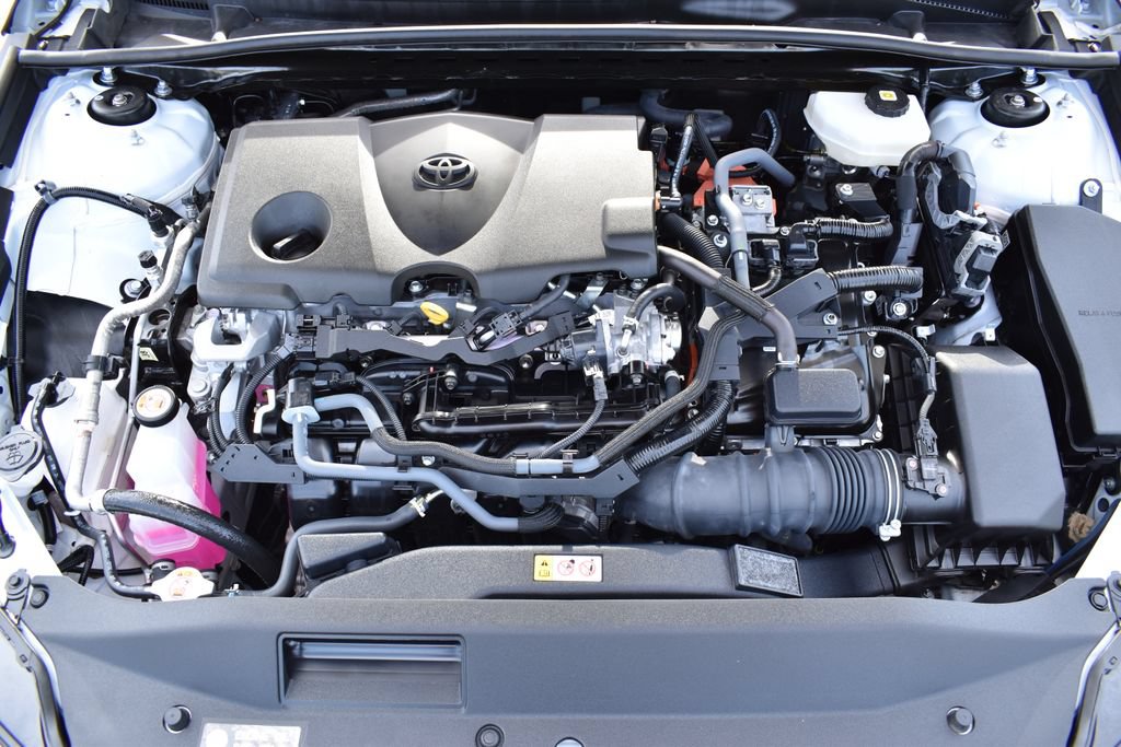Used 2025 Toyota Camry LE FWD image 13