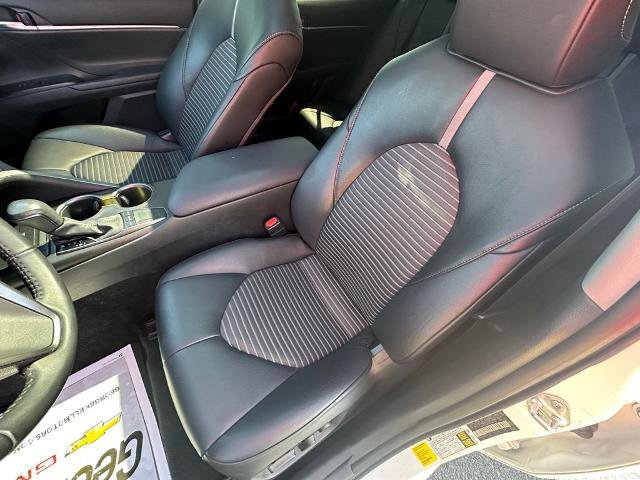 Used 2023 Toyota Camry SE w/ Audio Upgrade Package image 15