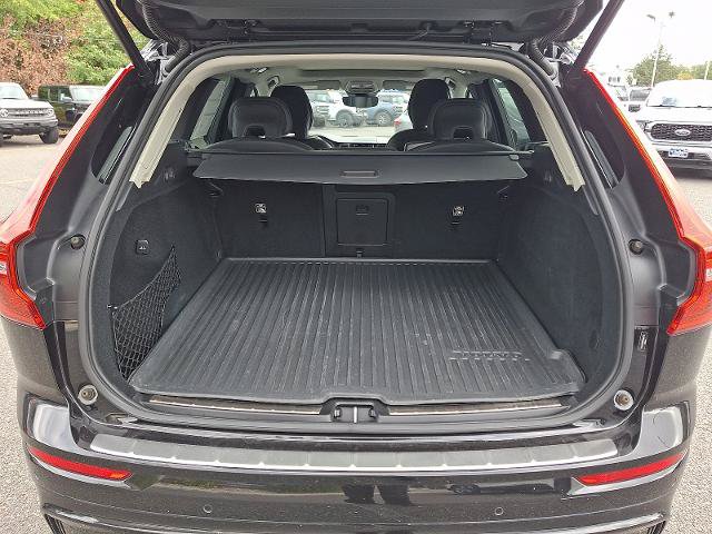 Used 2023 Volvo XC60 B5 Ultimate w/ Climate Package AWD/4WD image 29