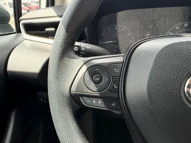 Used 2023 Toyota Corolla LE FWD image 11