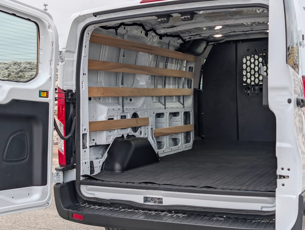 Certified 2025 Ford Transit 250 Low Roof w/ Exterior Upgrade Package RWD image 8