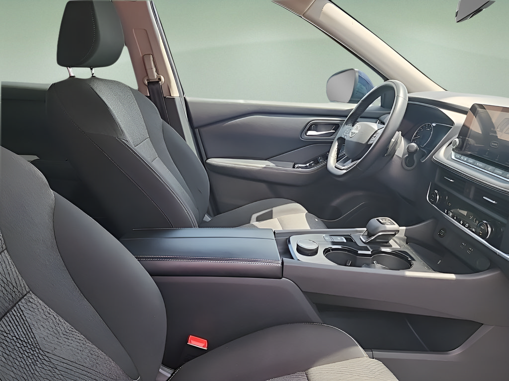 Used 2025 Nissan Rogue SV AWD/4WD image 19