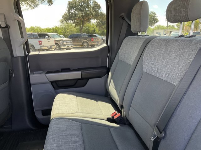 Certified 2025 Ford F250 XLT w/ FX4 Off-Road Package AWD/4WD image 10