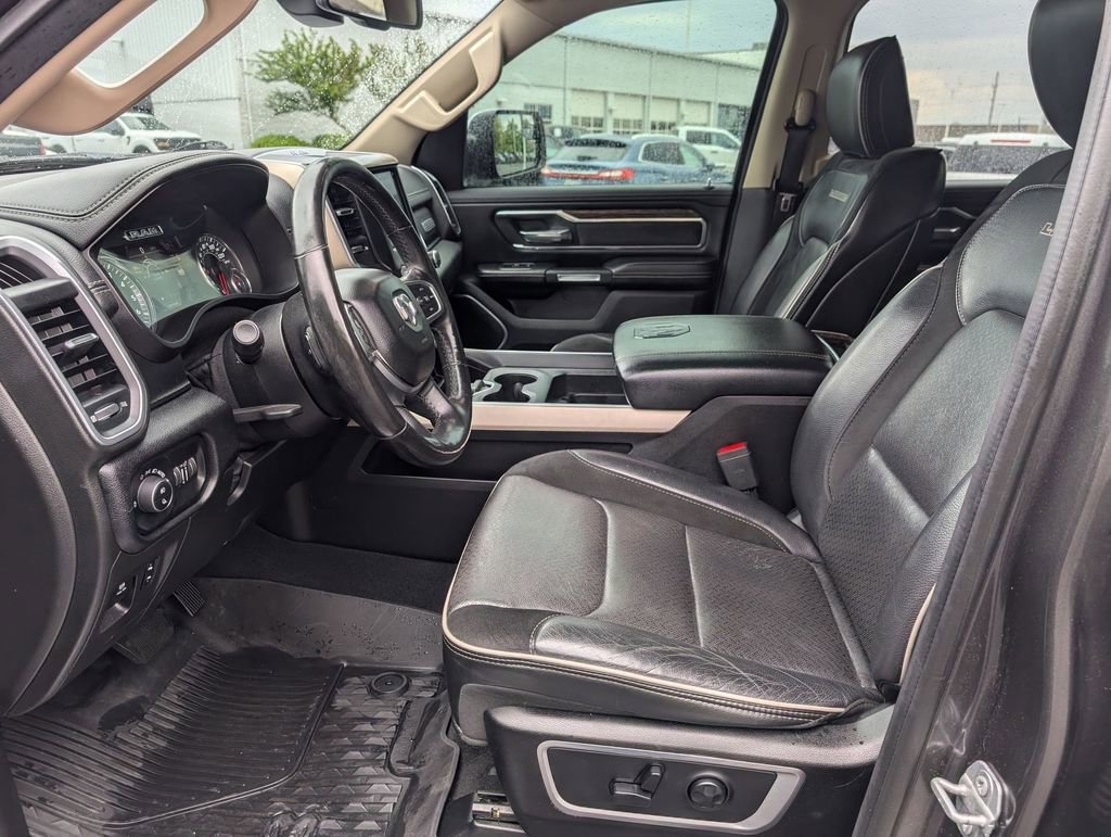 Used 2019 RAM 1500 Laramie AWD/4WD image 11