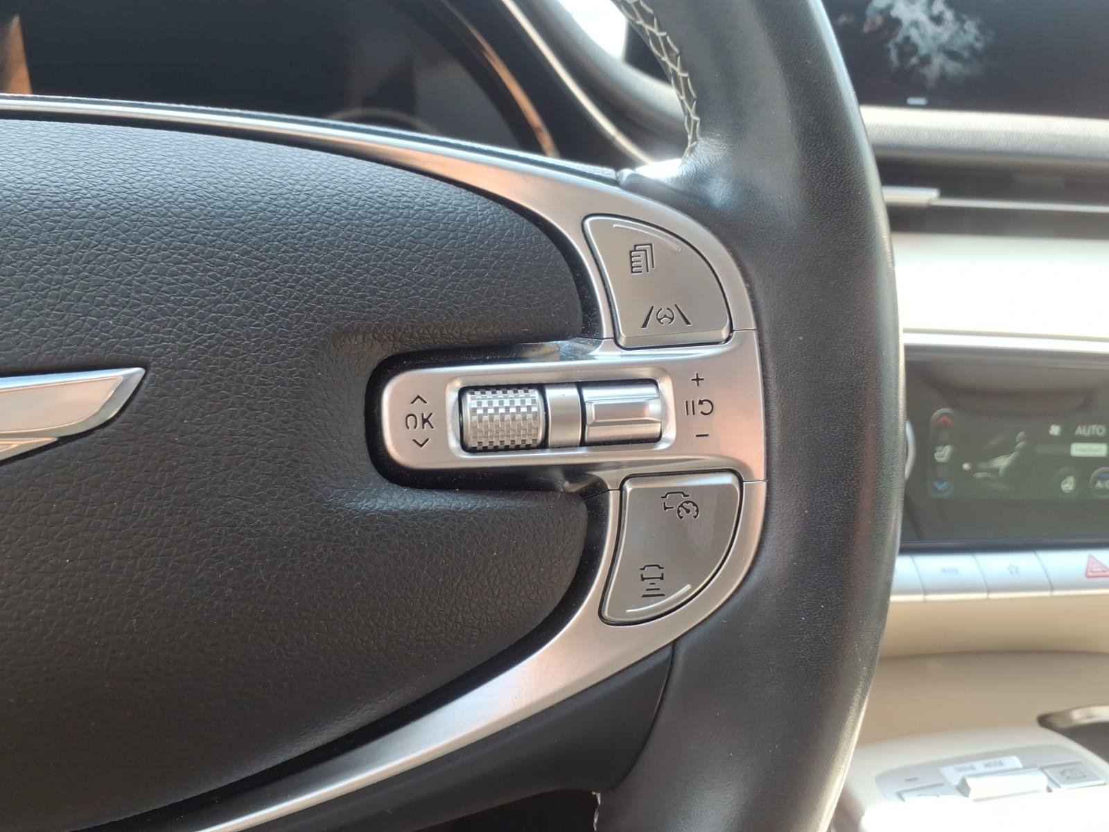 Used 2022 Genesis GV70 2.5T w/ Advanced Package AWD/4WD image 23