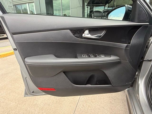 Used 2024 Kia Forte GT-Line w/ GT-Line Premium Package FWD image 12