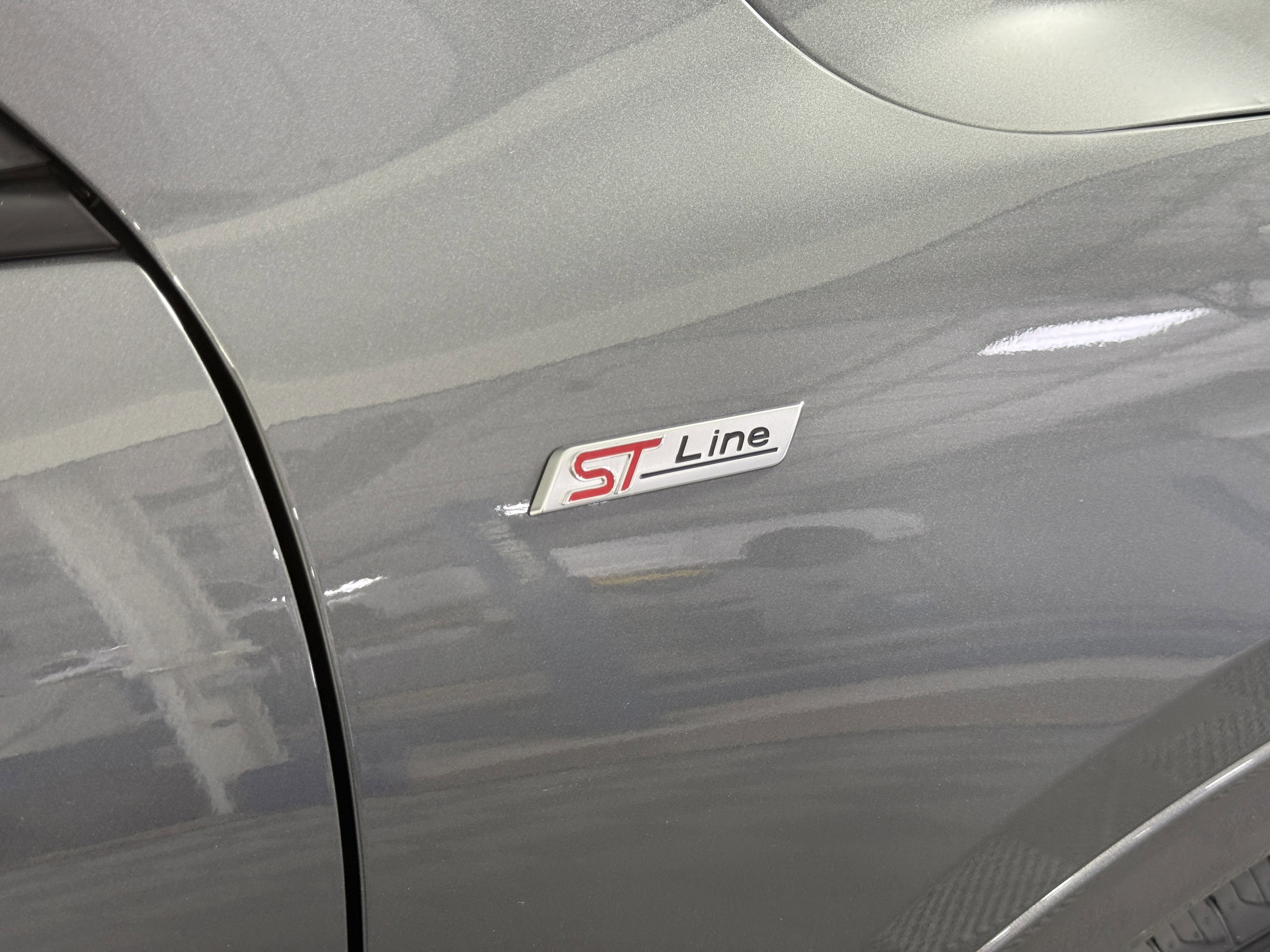 Certified 2023 Ford Escape ST-Line w/ Tech Pack #1 image 9