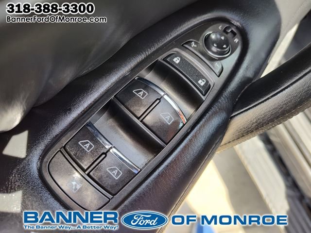 Used 2024 Nissan Armada SL RWD image 17