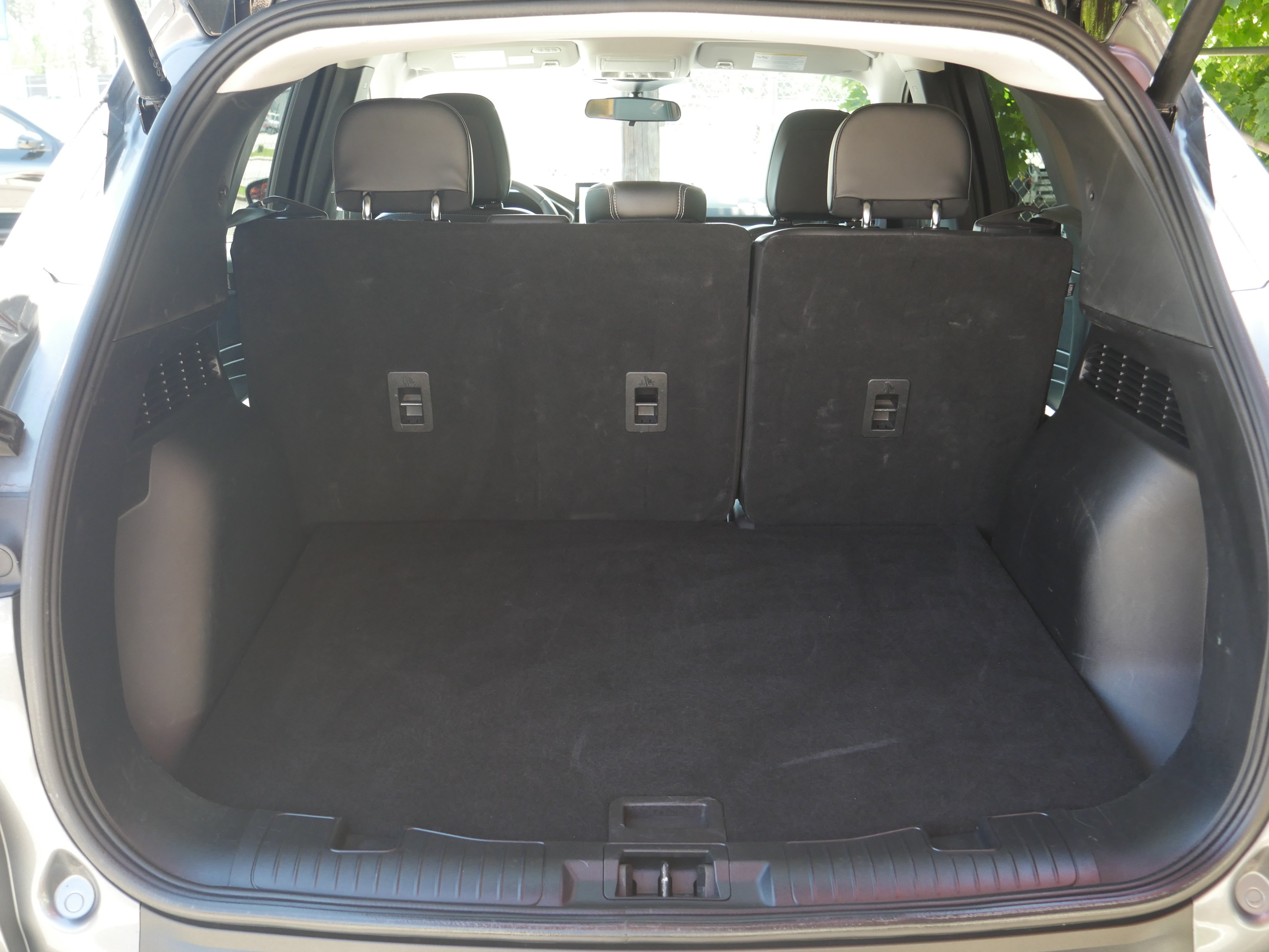 Certified 2025 Ford Escape Platinum AWD/4WD image 21