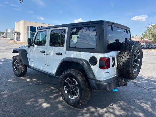 Used 2025 Jeep Wrangler Unlimited Rubicon 4xe w/ Convenience Group AWD/4WD image 5