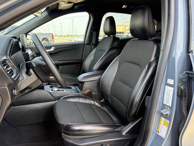 Certified 2025 Ford Escape ST-Line FWD image 25