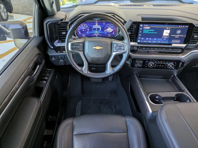 Used 2024 Chevrolet Silverado 2500 LTZ w/ LTZ Convenience Package image 16