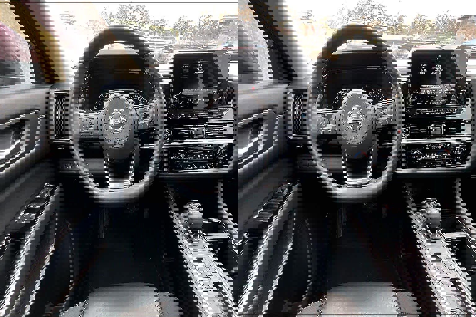 Used 2023 Nissan Pathfinder SL image 13