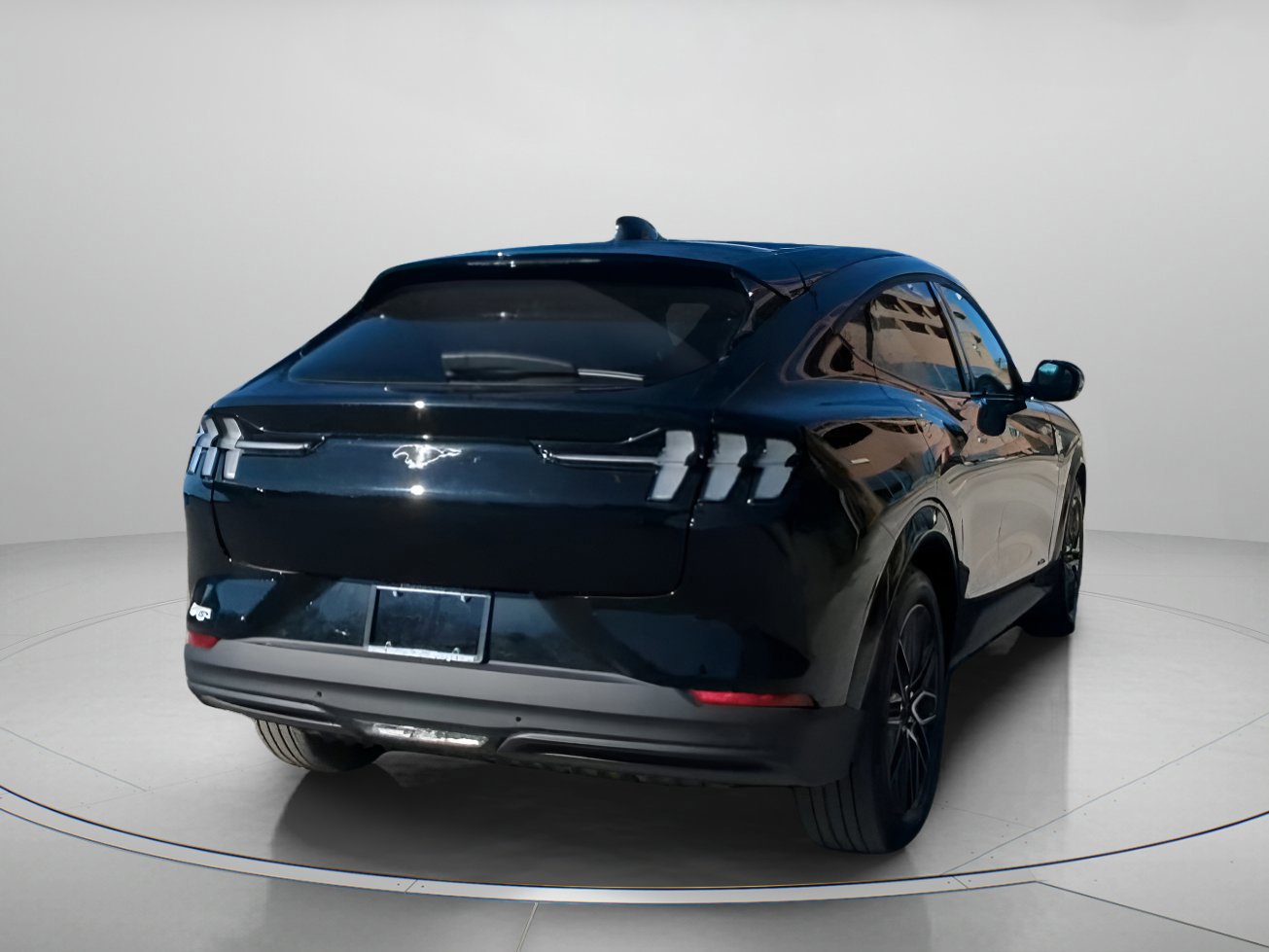 Certified 2025 Ford Mustang Mach-E Premium image 18
